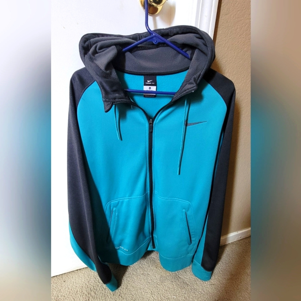 Nike sweater